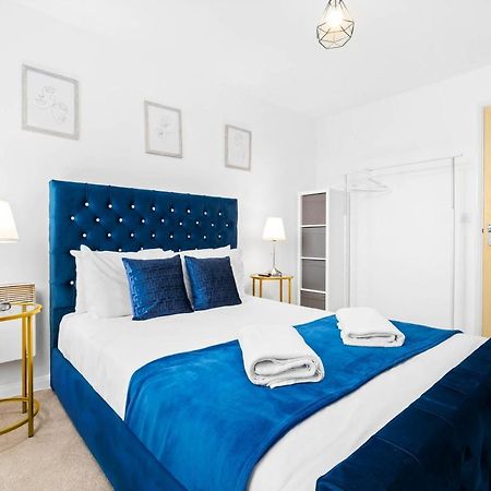 New Luxury City Centre Apartment By Azura Nights เบอร์มิงแฮม ภายนอก รูปภาพ