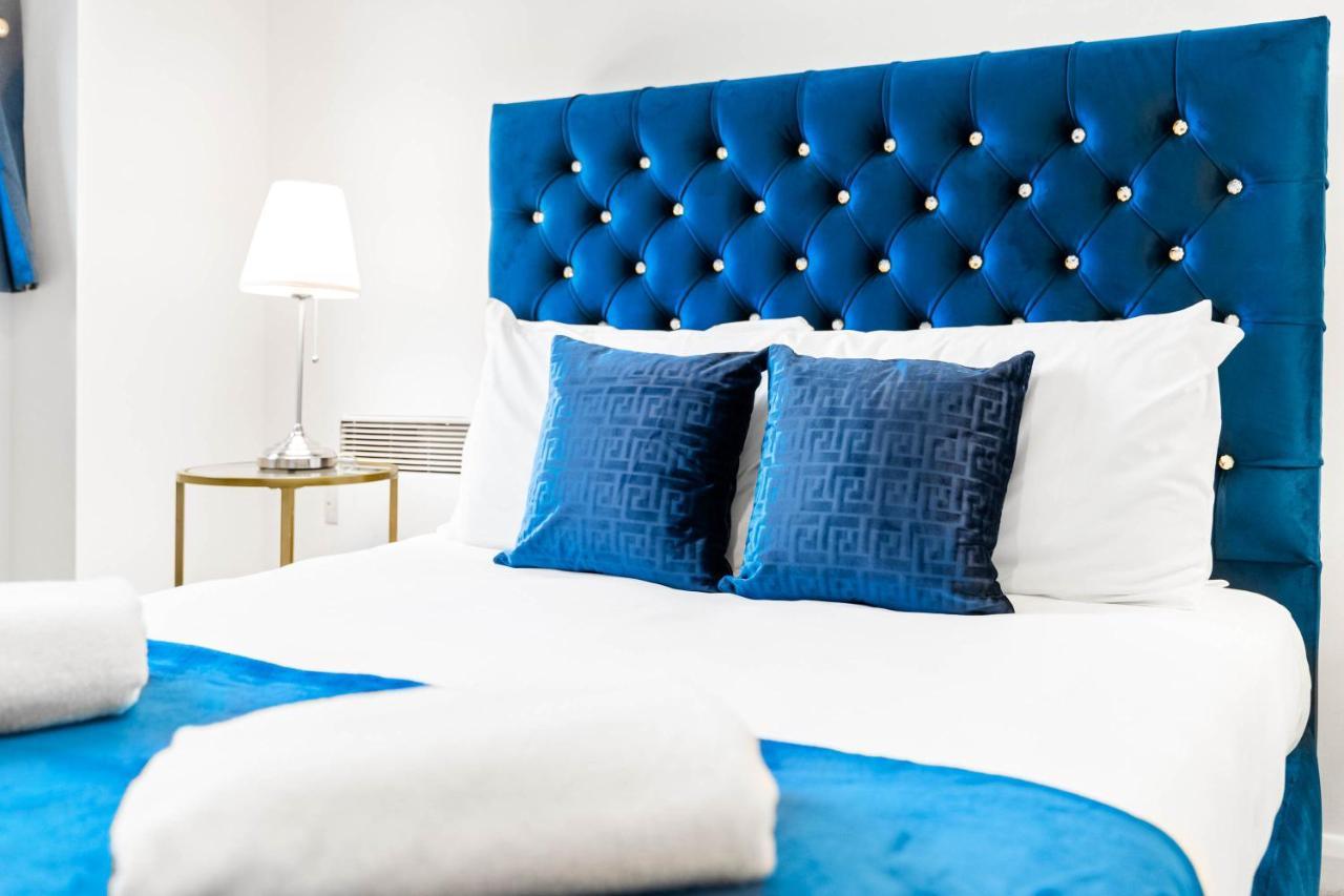 New Luxury City Centre Apartment By Azura Nights เบอร์มิงแฮม ภายนอก รูปภาพ