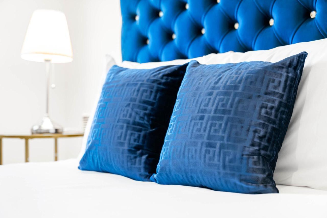 New Luxury City Centre Apartment By Azura Nights เบอร์มิงแฮม ภายนอก รูปภาพ
